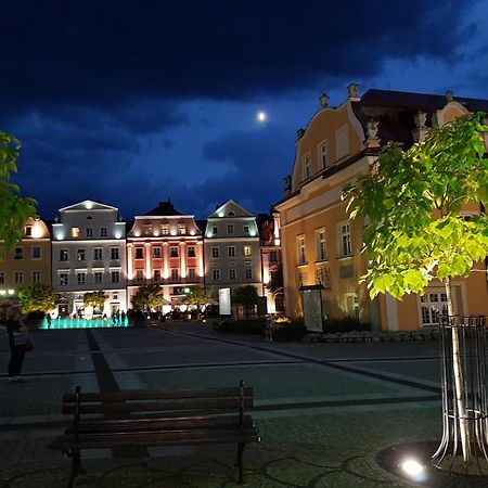 Apartament Przy Starowce - Bella Boleslawiec  Buitenkant foto